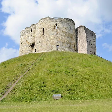 Thompsons Arms No1 펜션 *