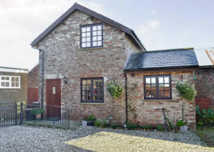 Thompsons Arms No1 * Flaxton